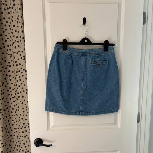 Women's Liz Claiborne Vintage Denim Skirt - Picture 3 of 6